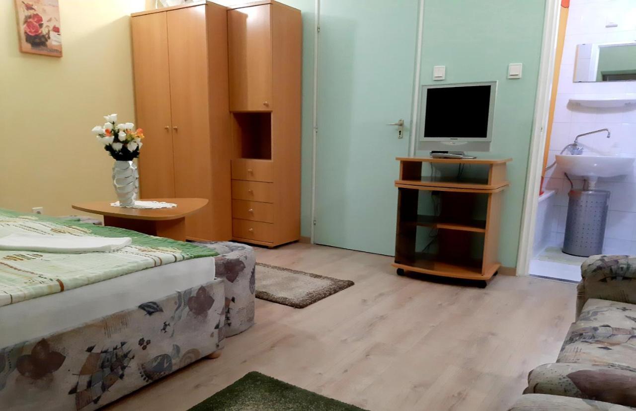 Panorama Szallas Miskolc Bagian luar foto