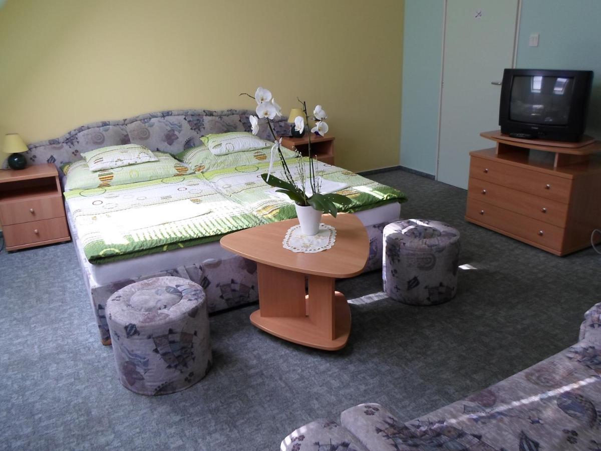 Panorama Szallas Miskolc Bagian luar foto