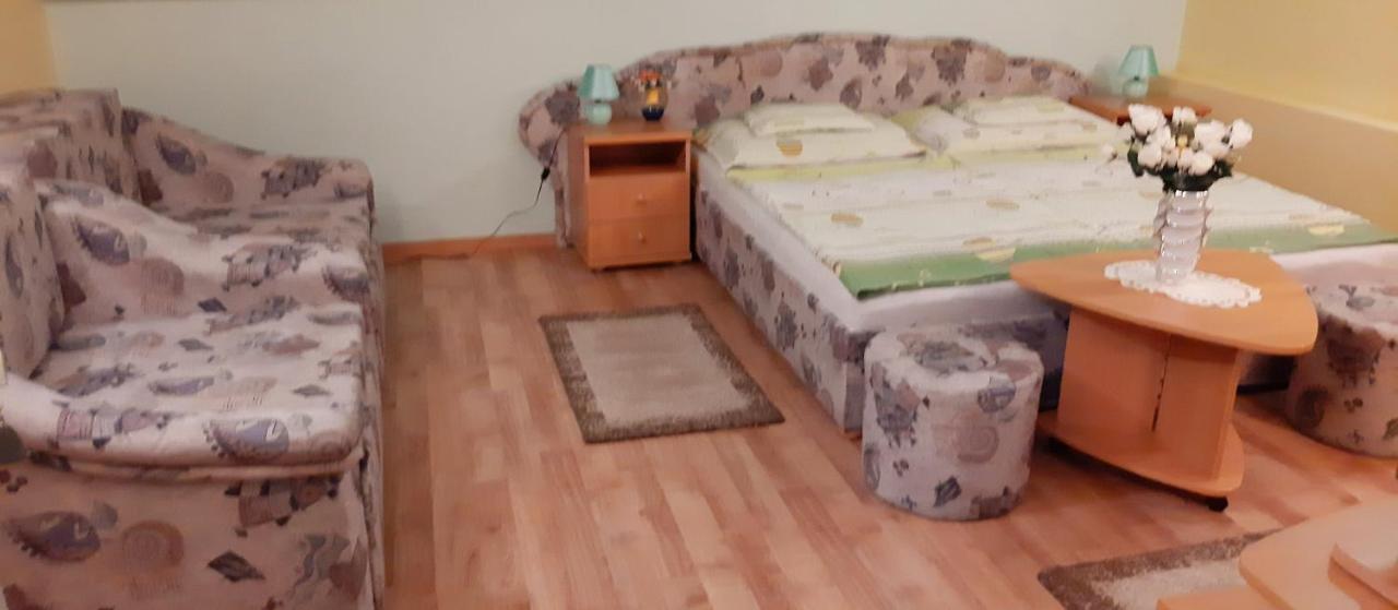 Panorama Szallas Miskolc Bagian luar foto