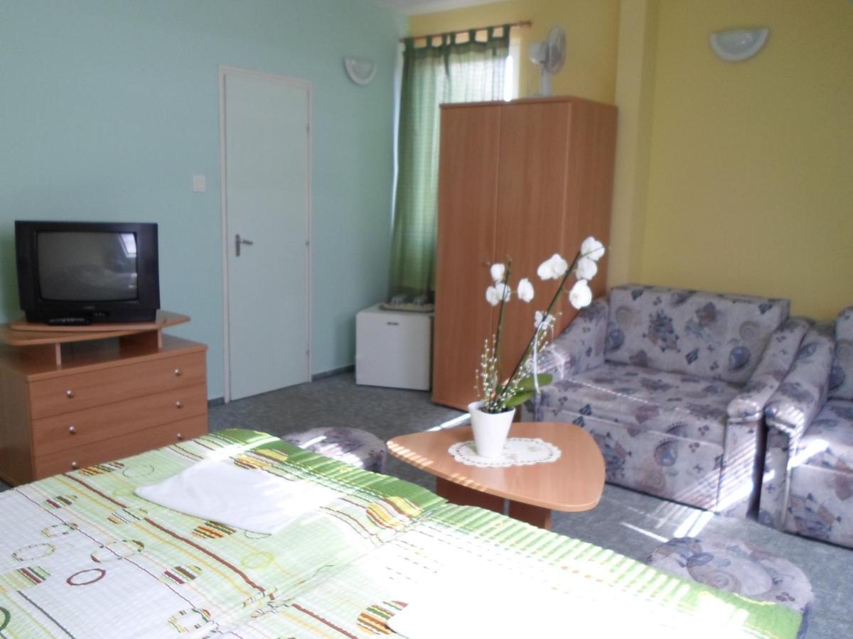 Panorama Szallas Miskolc Bagian luar foto